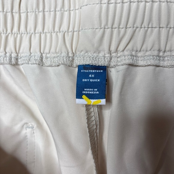 Old Navy Strechtech Lightweight Jogger Womens Cream Cargo Pants 3X & 4X - Picture 6 of 16